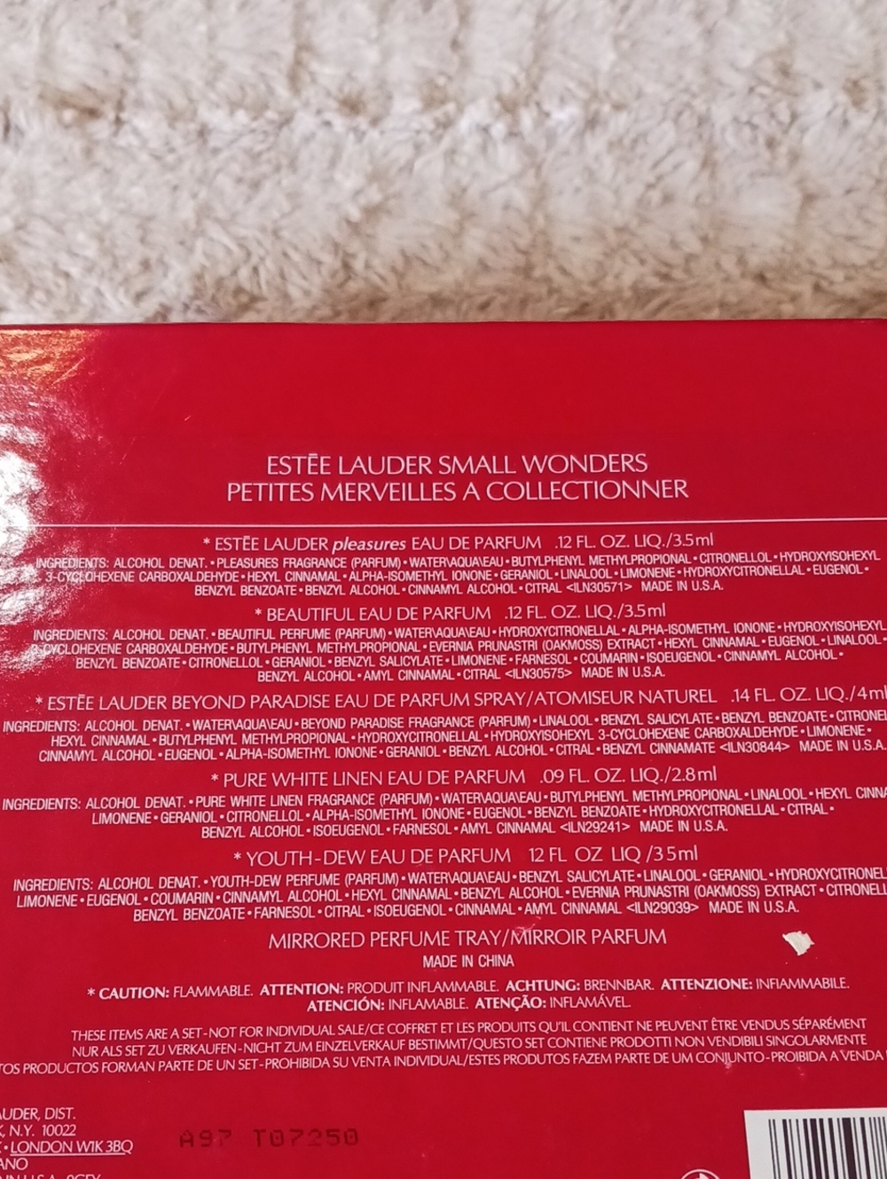 Estee Lauder Small Wonders Gift Set - Red